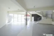 De închiriat – Spațiu comercial cu depozit, 456 mp, z...