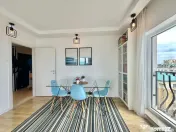 COSMOPOLIS - Apartament cu 3 camere, terasa si 2 locuri d... 