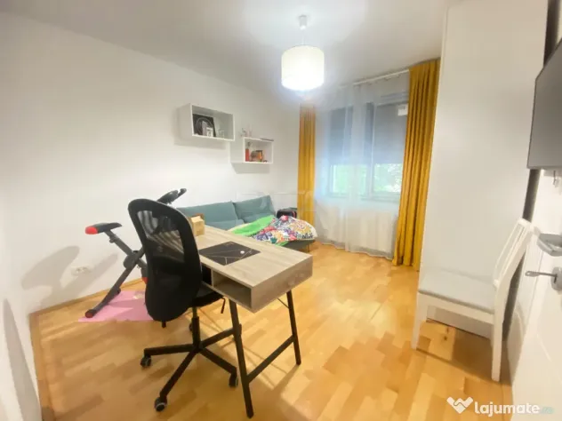 3 camere-Decomandat- Centrala Proprie-Etajul 2 din 8 - Rahov