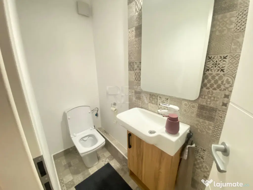 3 camere-Decomandat- Centrala Proprie-Etajul 2 din 8 - Rahov