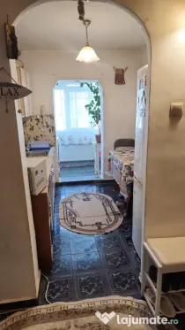 Vand apartament 2 camere zona Anda