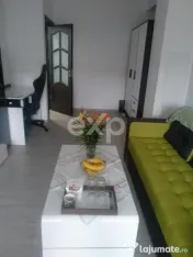 De vânzare apartament 2 camere, 60 m², in bloc tip vila, E