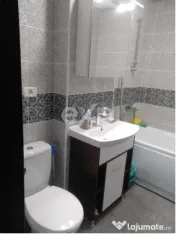 De vânzare apartament 2 camere, 60 m², in bloc tip vila, E