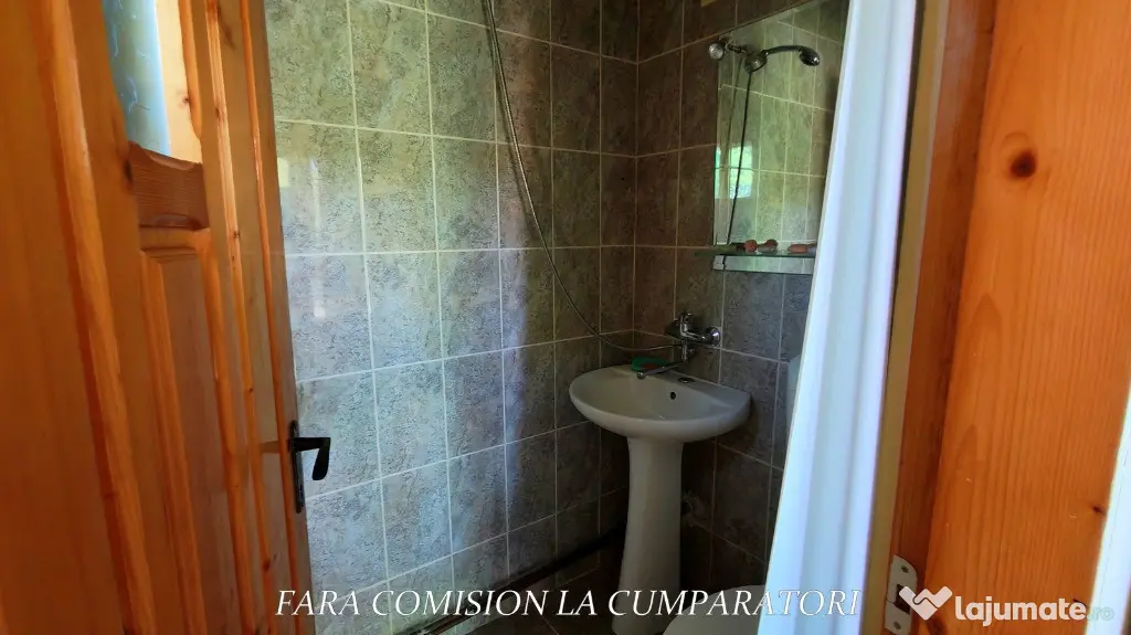 BUDESTI - CASA LA 15 MINUTE DE ORAS, TEREN 1233 MP