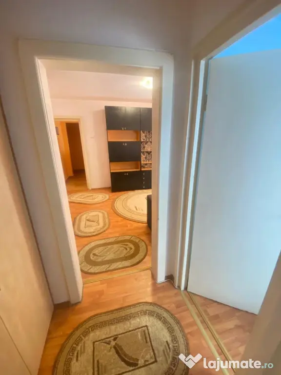Apartament 2 camere, zona Romanilor, etaj 1