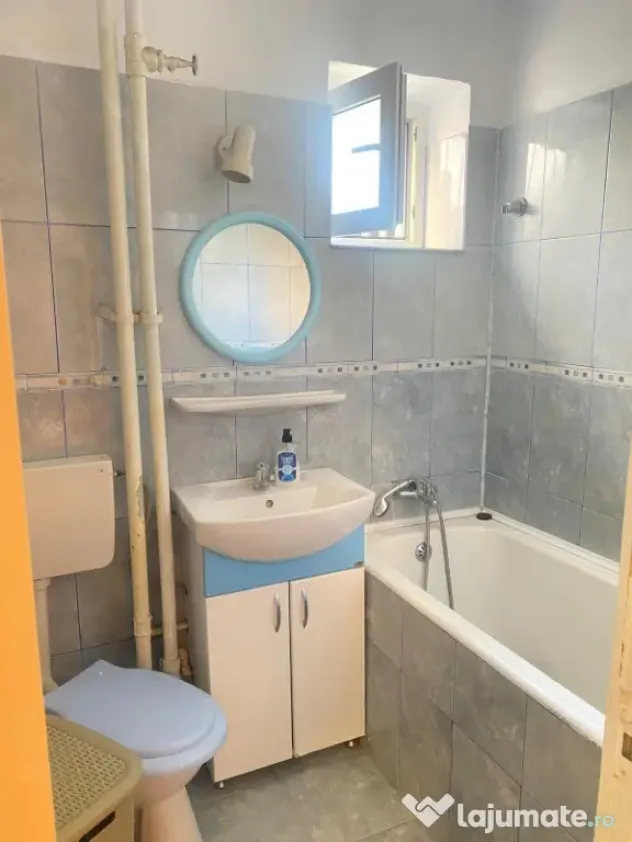 Apartament 2 camere, zona Romanilor, etaj 1