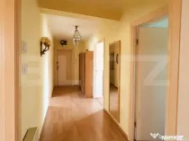 Apartament 3 camere, 75 mp, etaj 2, balcon 8 mp, Progresul