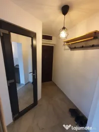 Ofer spre închiriere apartament 2 camere – Târgoviște, zonă semicentrală 