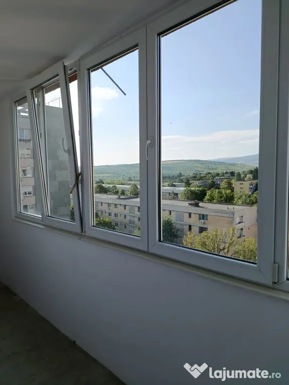 De vanzare apartament 2 camere Gheorgheni zona iulius mall