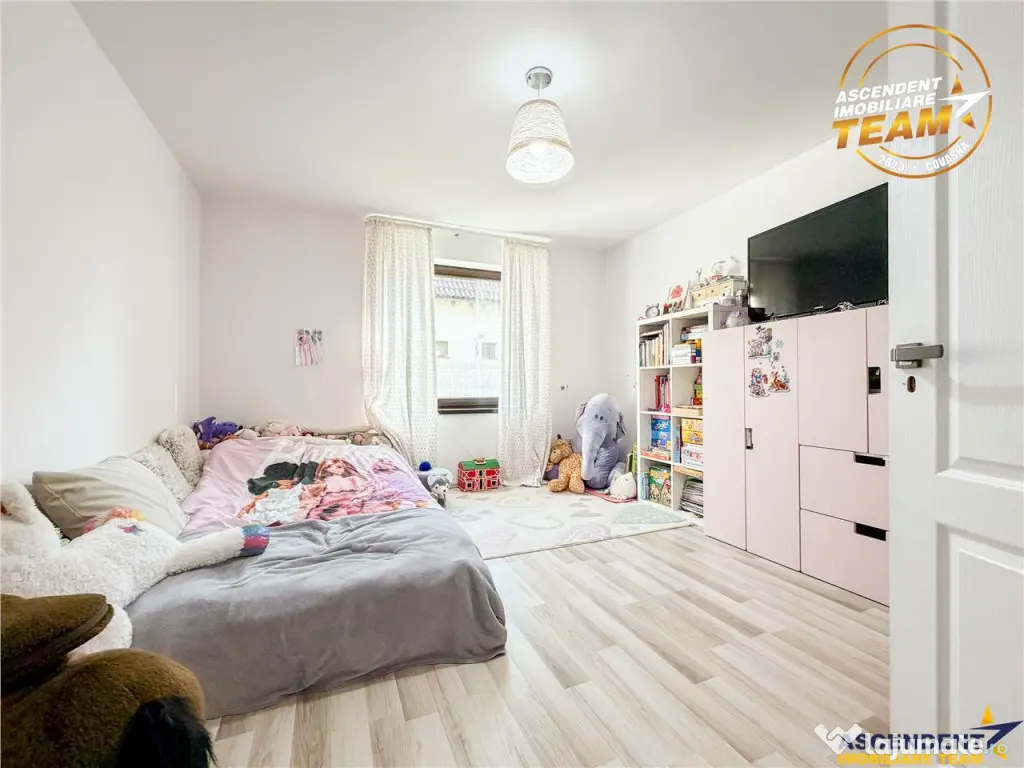 Casa noua, spatioasa, panorama superba, Benedek Mezo, Sfantu