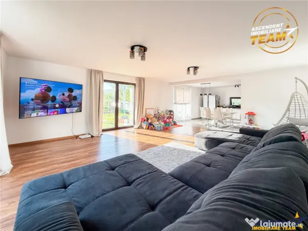 Casa noua, spatioasa, panorama superba, Benedek Mezo, Sfantu