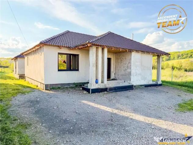 Casa noua, spatioasa, panorama superba, Benedek Mezo, Sfantu