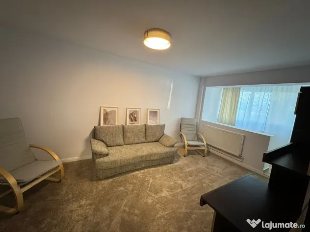 Proprietar – Apartament 3 camere decomandat