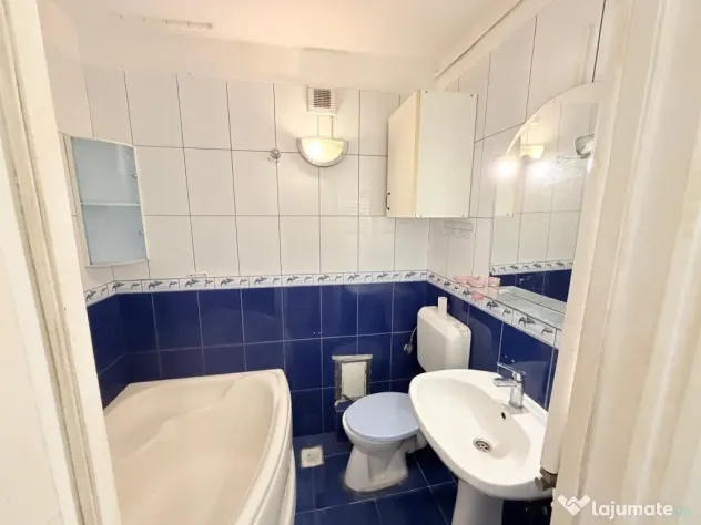 Direct proprietar! Apartament 3 camere decomandat - metrou Valea Ialomitei