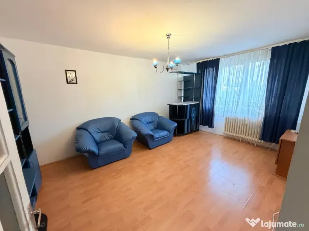 Direct proprietar! Apartament 3 camere decomandat - metrou Valea Ialomitei