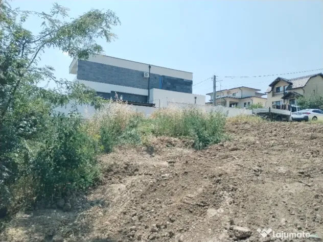 Teren 900mp intravilan Hlincea Cetatuia
