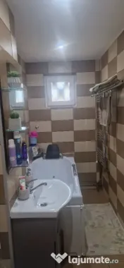 Proprietar,cameră cu baie la vilâ pt. fete,Centru,UMF N.Leon