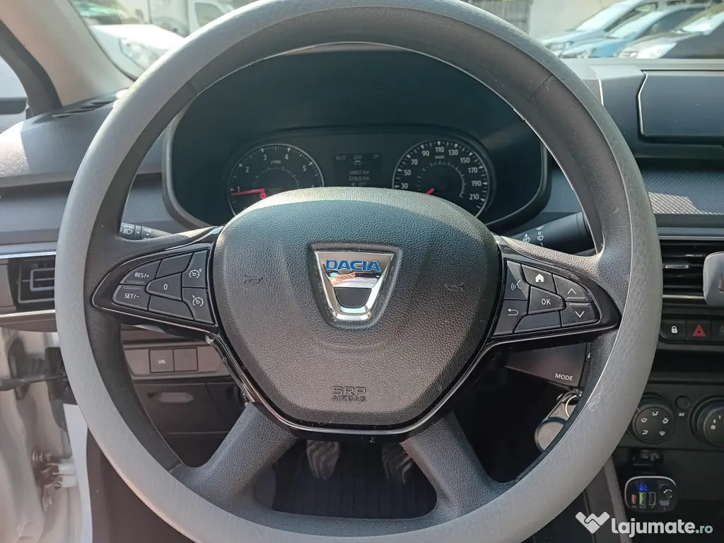 Vând Dacia Logan 3