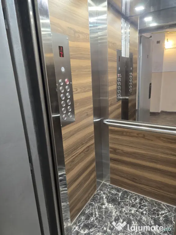 Apartament 3 camere, decomandat, inel 2