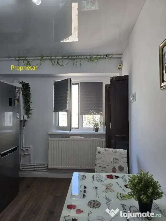 Apartament 3 camere, decomandat, inel 2