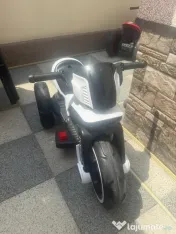 Motocicleta electrica police 