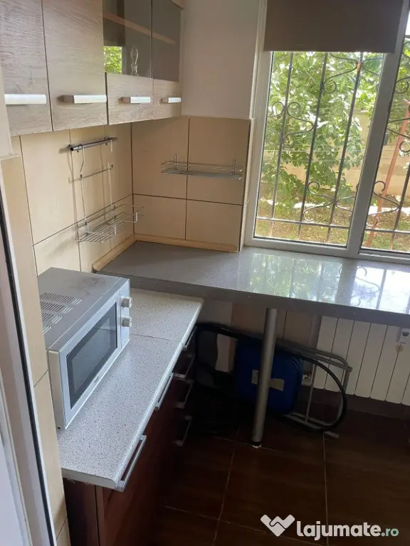 Garsoniera de vanzare zona Cet