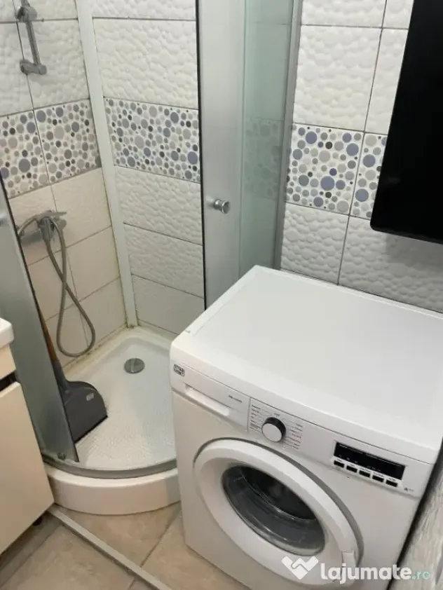 Garsoniera de vanzare zona Cet