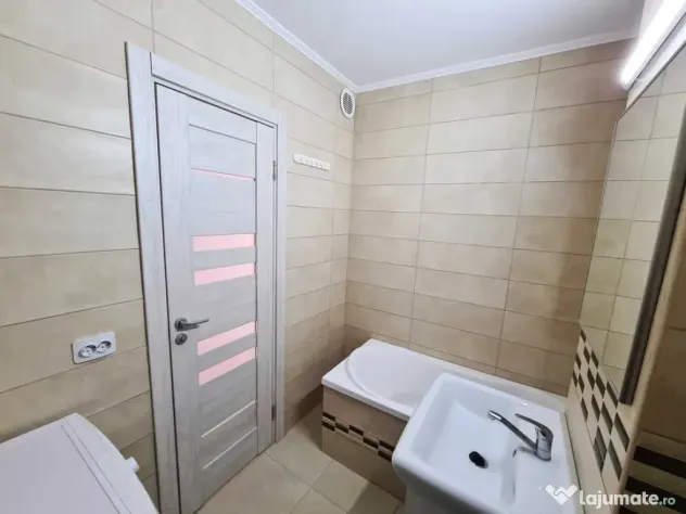 Apartament de INCHIRIAT - 2 camere - Malu Rosu - Ploiesti