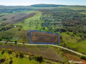 Teren intravilan 1.459 mp în Bărăi (com. Căianu), cas... 