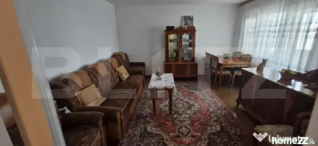 Apartament 3 camere, 84 mp, zona Micro 5 - Targoviste (Dambovita)