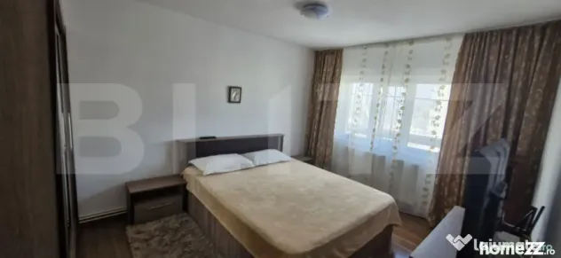 Apartament 3 camere, 84 mp, zona Micro 5 - Targoviste (Dambovita)