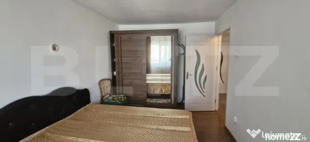 Apartament 3 camere, 84 mp, zona Micro 5 - Targoviste (Dambovita)