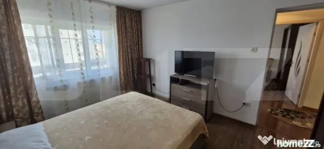 Apartament 3 camere, 84 mp, zona Micro 5 - Targoviste (Dambovita)