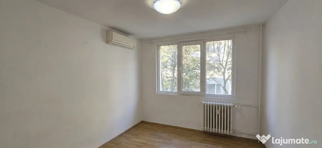 Apartament 2 Camere Decomandat Parc Moghioros