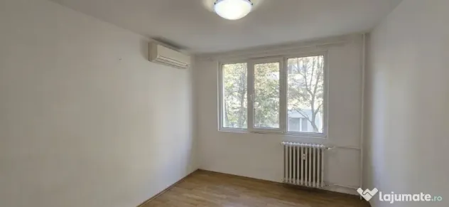 Apartament 2 Camere Decomandat Parc Moghioros
