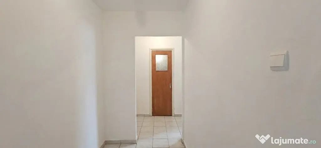 Apartament 2 Camere Decomandat Parc Moghioros