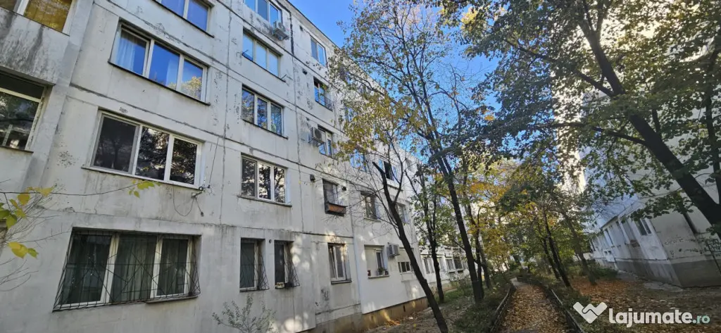 Apartament 2 Camere Decomandat Parc Moghioros