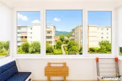 Apartament decomandat, vedere frumoasa, etaj2, Zarnesti, Bra