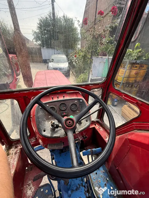 Tractor Utb 445