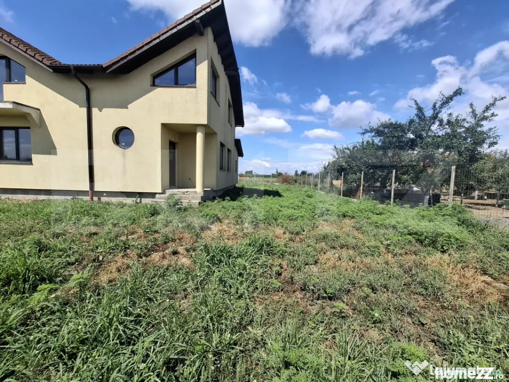 Casa tip duplex, 96 mp, zona Dorolt - Dorolt (Satu-Mare)