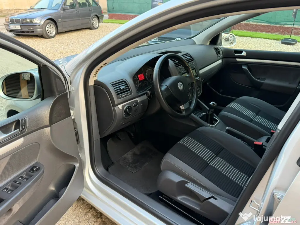 VW Golf 5 2008 1.6 MPI 102 CP 185000 KM Reali Unic Proprietar Impecabil