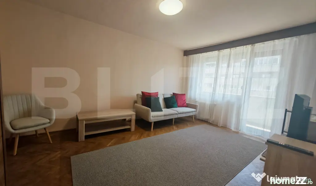 Apartament 3 camere decomandat, etaj intermediar, zona Maghe - Oradea (Bihor)