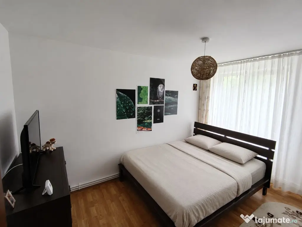 PROPRIETAR-apartament 2 camere mobilat,boxa,loc parcare,ultracentral