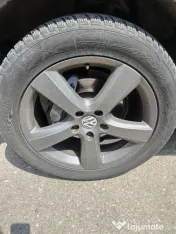 Vând Vw Touareg 
