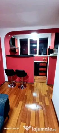 ÎNCHIRIEZ GARSONIERĂ compatimentată, în Alexandria, str. Dunării, Zona Filatură