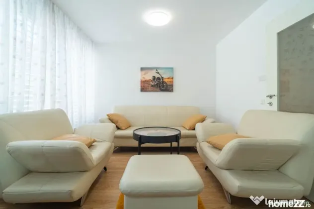 Apartament 2 camere cu lift și cheltuieli mici
