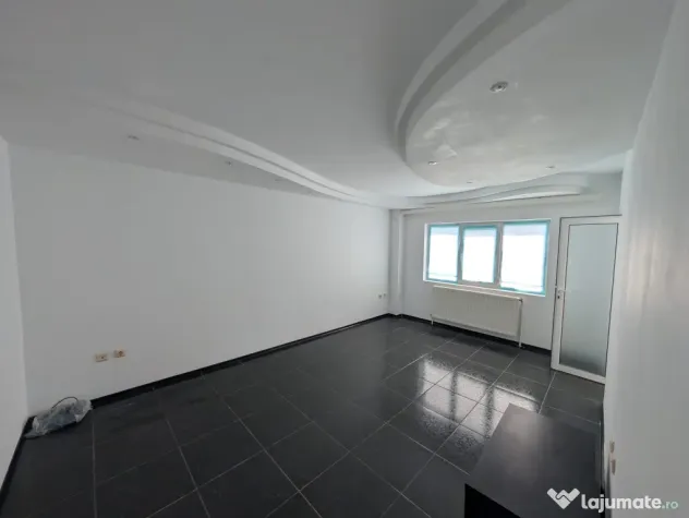 Apartament 3 camere confort 1 Calarasi 4