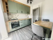 Apartament 2 camere de vânzare, 52 mp, Tractorul, Brașov
