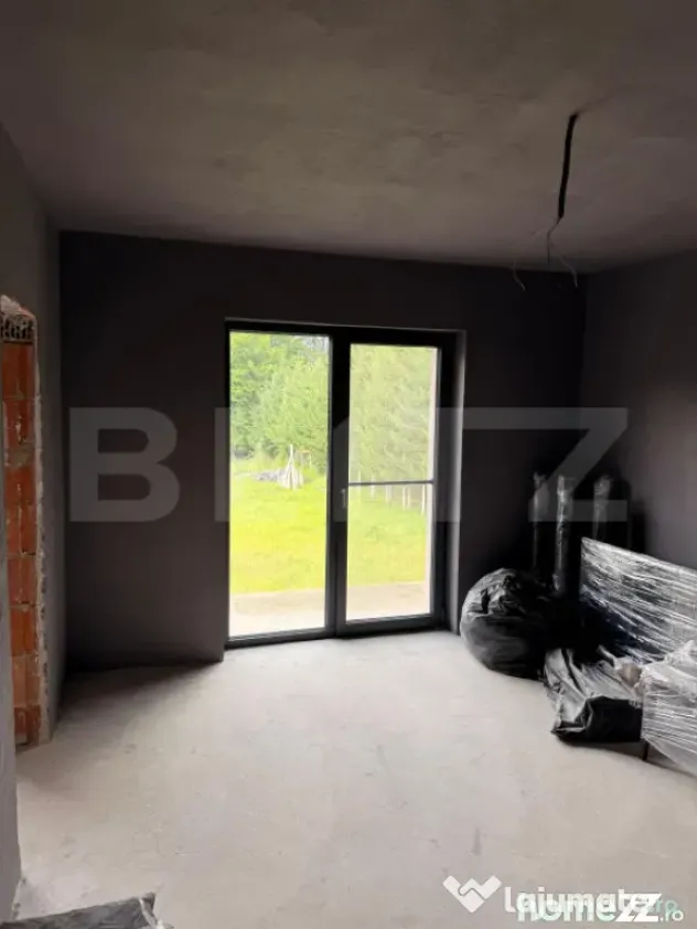 Casa 4 camere, 250 mp, zona Rasnov - Rasnov (Brasov)