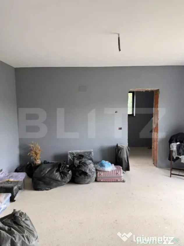 Casa 4 camere, 250 mp, zona Rasnov - Rasnov (Brasov)